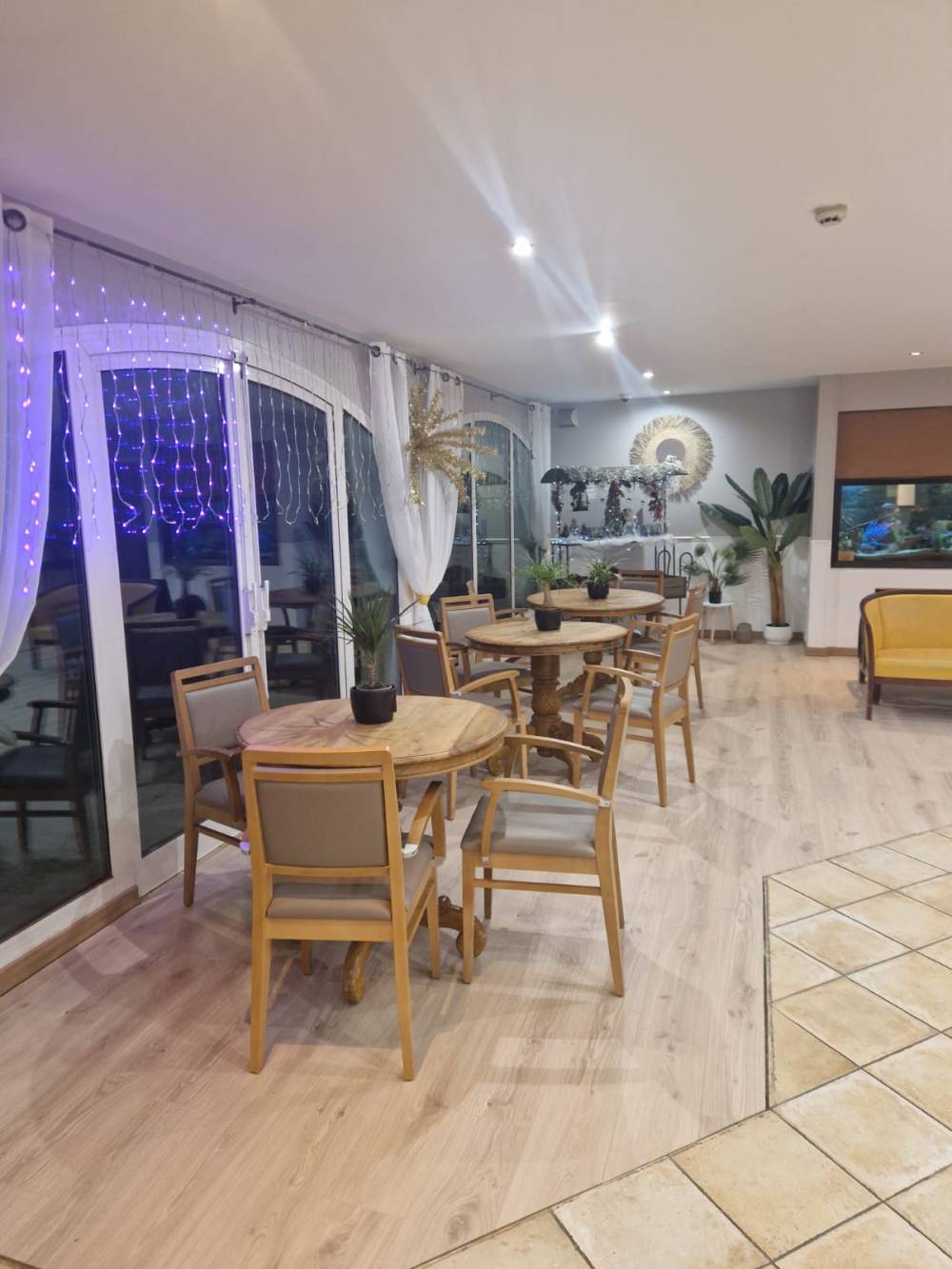 PHOTO-2025-04-25-14-25-23